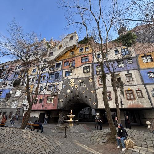 Hundertwasserhaus