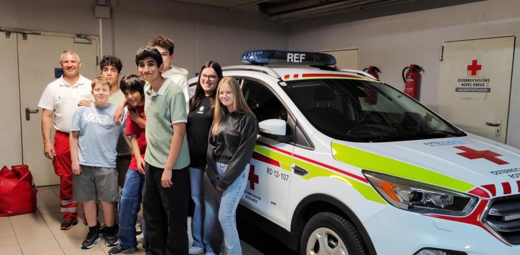 Besuch Rotes Kreuz 4a 2025